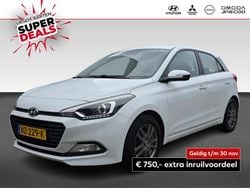 Wit Gebruikt 2017 Hyundai i20 Comfort Hatchback | € 10.730 (Eerlijke prijs)