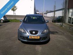 Blauw, metallic lak Gebruikt 2005 Seat Toledo Sedan | € 1.450 (Goede deal)