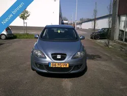 Blauw, metallic lak Gebruikt 2005 Seat Toledo Sedan | € 1.450