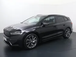 Zwart Gebruikt 2022 Skoda Enyaq iV SportLine SUV | € 31.840 (Goede deal)