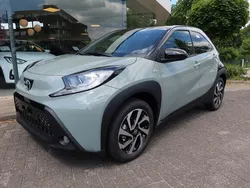 Groen Nieuw 2025 Toyota Aygo Pulse Hatchback | € 21.900 (Eerlijke prijs)