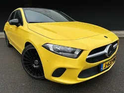 Geel Gebruikt 2020 Mercedes A160 Business Hatchback | € 23.995 (Eerlijke prijs)