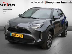 Grijs, metallic lak Nieuw 2025 Toyota Yaris Cross Comfort SUV | € 34.950 (Eerlijke prijs)