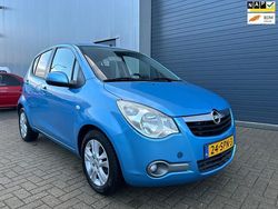 Blauw (metallic) Gebruikt 2011 Opel Agila Edition Hatchback | € 2.999 (Eerlijke prijs)