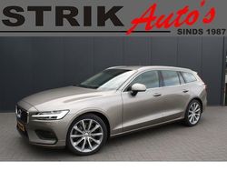 Grijs Gebruikt 2020 Volvo V60 Momentum Stationwagen | € 29.689 (Super prijs)
