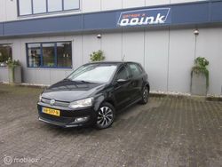 Zwart Gebruikt 2017 VW Polo Edition Hatchback | € 10.750 (Eerlijke prijs)