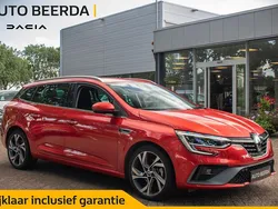 Rouge flamme (rood metallic) Gebruikt 2022 Renault Mégane IV R.S. Stationwagen | € 23.900 (Eerlijke prijs)