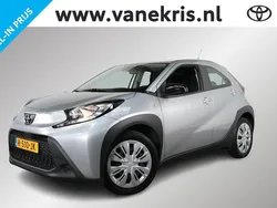 Zilver Gebruikt 2022 Toyota Aygo Play Hatchback | € 15.200 (Eerlijke prijs)