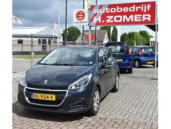 Grijs Gebruikt 2017 Peugeot 208 Active Hatchback | € 5.850 (Eerlijke prijs)