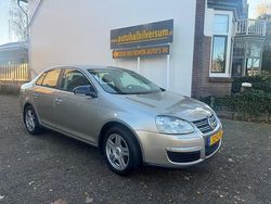 Beige Gebruikt 2007 VW Jetta Comfortline Sedan | € 1.799 (Eerlijke prijs)