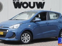 Blauw Gebruikt 2017 Hyundai i10 Comfort Hatchback | € 8.995 (Eerlijke prijs)