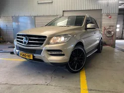 Geel Gebruikt 2011 Mercedes 350 SUV | € 16.900 (Eerlijke prijs)