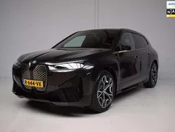 Grijs Gebruikt 2022 BMW iX Sport Line SUV | € 45.945 (Super prijs)