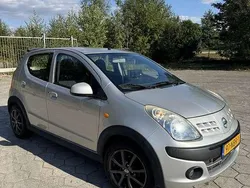 Grijs Gebruikt 2010 Nissan Pixo Hatchback | € 2.200 (Goede deal)