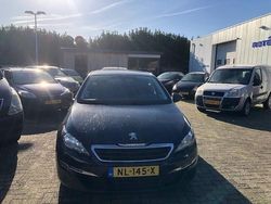 Grijs Gebruikt 2017 Peugeot 308 Hatchback | € 3.900 (Goede deal)