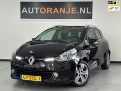 Zwart Gebruikt 2015 Renault Clio GrandTour Night&Day Stationwagen | € 6.495 (Eerlijke prijs)