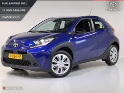 Blauw Gebruikt 2024 Toyota Aygo Play Hatchback | € 19.499 (Eerlijke prijs)