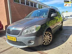 Bruin Gebruikt 2011 Skoda Roomster Ambition Stationwagen | € 1.800 (Goede deal)