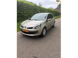 Bruin Gebruikt 2007 Renault Clio II Business Hatchback | € 2.199 (Eerlijke prijs)