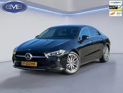 Zwart Gebruikt 2022 Mercedes CLA180 Luxury Sedan | € 28.945 (Eerlijke prijs)