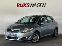 Zilver Gebruikt 2009 Toyota Auris Hatchback | € 4.450 (Eerlijke prijs)