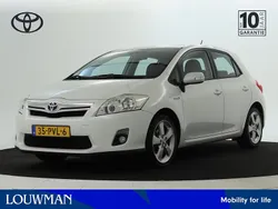 Wit Gebruikt 2011 Toyota Auris Hybrid Hatchback | € 9.445 (Eerlijke prijs)