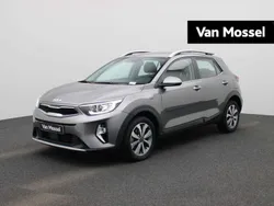 Grijs Gebruikt 2024 Kia Stonic SUV | € 25.440 (Eerlijke prijs)