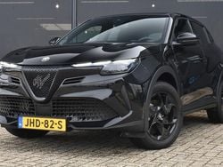 Zwart Gebruikt 2025 Alfa Romeo Junior SUV | € 32.745 (Super prijs)