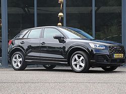 Zwart, metallic lak Gebruikt 2021 Audi Q2 SUV | € 19.950 (Eerlijke prijs)