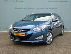 Blauw, metallic lak Gebruikt 2014 Hyundai i40 Stationwagen | € 11.950 (Eerlijke prijs)