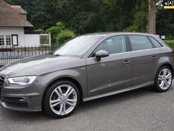 Grijs Gebruikt 2016 Audi A3 Sportback S-Line Hatchback | € 14.400 (Eerlijke prijs)