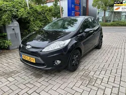 Zwart Gebruikt 2010 Ford Fiesta Titanium Hatchback | € 1.950 (Eerlijke prijs)