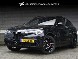 Zwart Gebruikt 2019 Alfa Romeo Stelvio Tech Edition SUV | € 37.445 (Iets duurder)