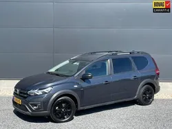 Grijs, metallic lak Gebruikt 2023 Dacia Jogger Extreme MPV | € 19.950 (Eerlijke prijs)