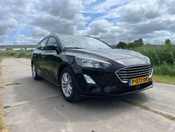 Zwart Gebruikt 2020 Ford Focus Trend Stationwagen | € 11.500 (Goede deal)