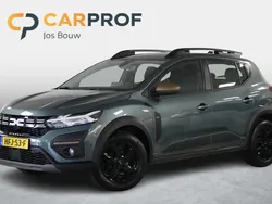 Groen Gebruikt 2023 Dacia Sandero Expression Hatchback | € 19.745 (Iets duurder)