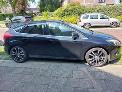 Gebruikt 2013 Ford Focus Titanium Sedan | € 6.000 (Goede deal)