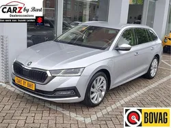 Zilver, metallic lak Gebruikt 2021 Skoda Octavia Business Line Stationwagen | € 23.745 (Goede deal)