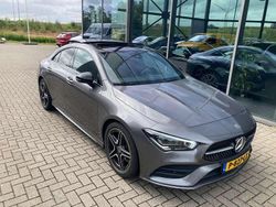 Grijs Gebruikt 2022 Mercedes CLA200 AMG Sedan | € 31.950 (Eerlijke prijs)