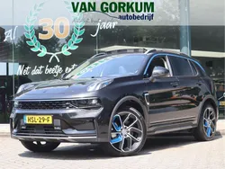 Zwart, metallic lak Gebruikt 2023 Lynk & Co 01 SUV | € 28.750 (Eerlijke prijs)