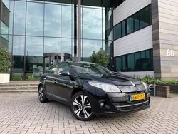 Zwart Gebruikt 2011 Renault Mégane III Bose Edition Hatchback | € 4.599 (Eerlijke prijs)