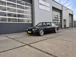 Blauw Gebruikt 1990 BMW 325 Sedan | € 13.900