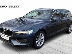 Blauw Gebruikt 2020 Volvo V60 Momentum Stationwagen | € 22.999 (Eerlijke prijs)