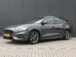 Grijs Gebruikt 2021 Ford Focus ST-Line Stationwagen | € 20.940 (Eerlijke prijs)