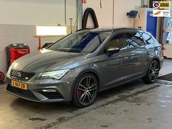 Grijs (metallic) Gebruikt 2018 Cupra Leon Stationwagen | € 21.950 (Eerlijke prijs)