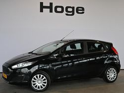 Zwart Gebruikt 2015 Ford Fiesta Style Hatchback | € 5.440 (Eerlijke prijs)