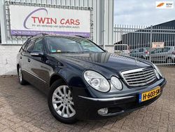 Zwart Gebruikt 2003 Mercedes E240 Avantgarde Stationwagen | € 6.995 (Iets duurder)