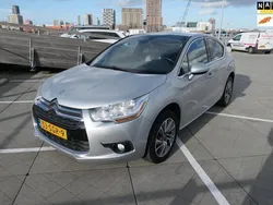 Grijs, metallic lak Gebruikt 2011 Citroën DS4 So Chic Hatchback | € 7.995 (Goede deal)