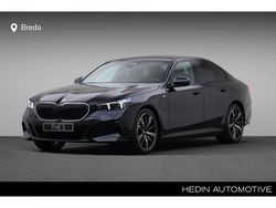 M carbonschwarz metallic (zwart metallic) Gebruikt 2025 BMW 530e Comfort Edition Sedan | € 65.880