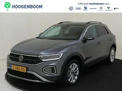 Grijs Gebruikt 2023 VW T-Roc Life SUV | € 24.750 (Goede deal)